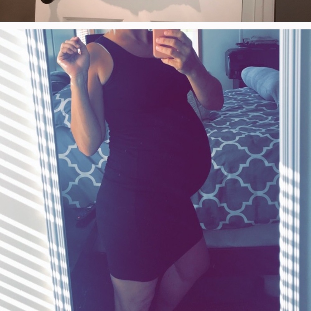Dress fitted maroon